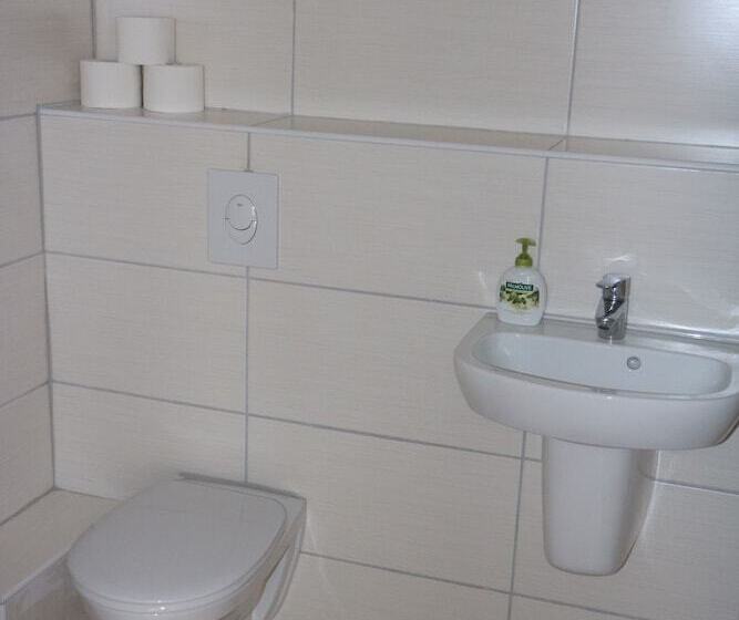 Bed Budget City Center Hannover Hostel