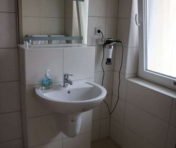 Bed Budget City Center Hannover Hostel