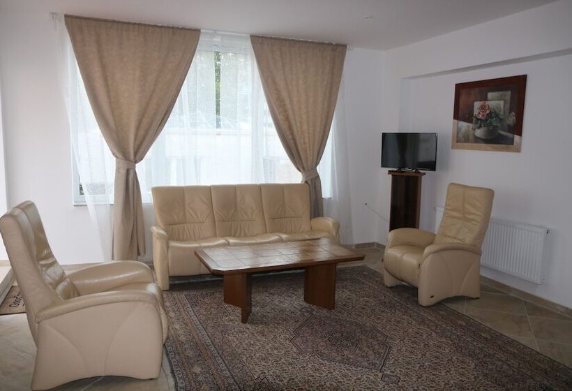 Bed Budget City Center Hannover Hostel