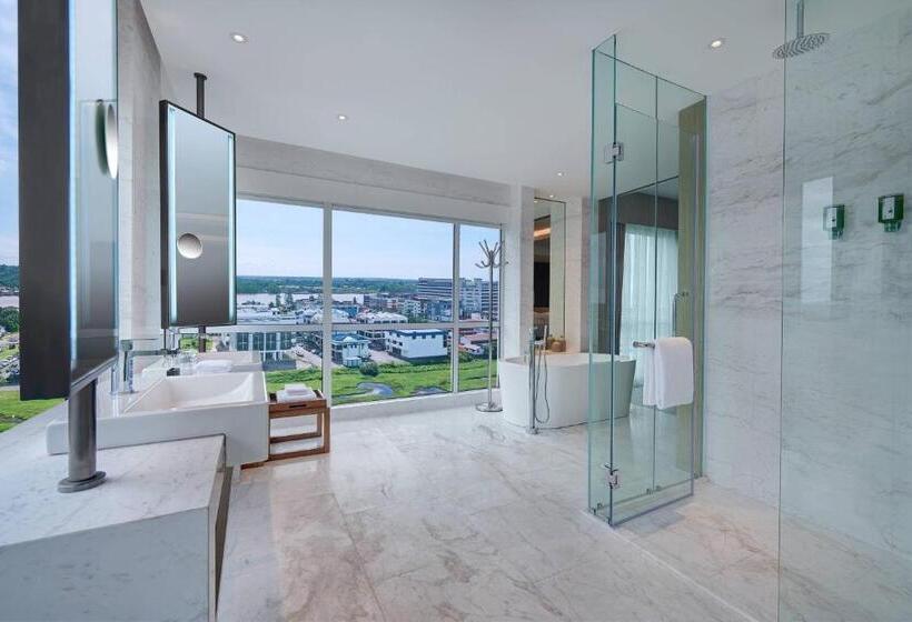 호텔 Fairfield By Marriott Bintulu Paragon