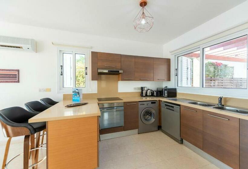 Villa Laguna Sunrise By Ezoria Villas