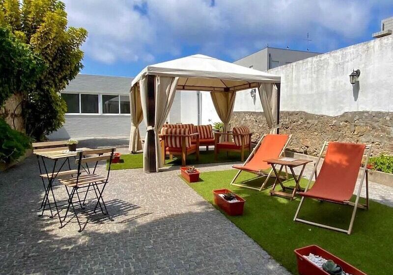 פנסיון O Poboa Guesthouse