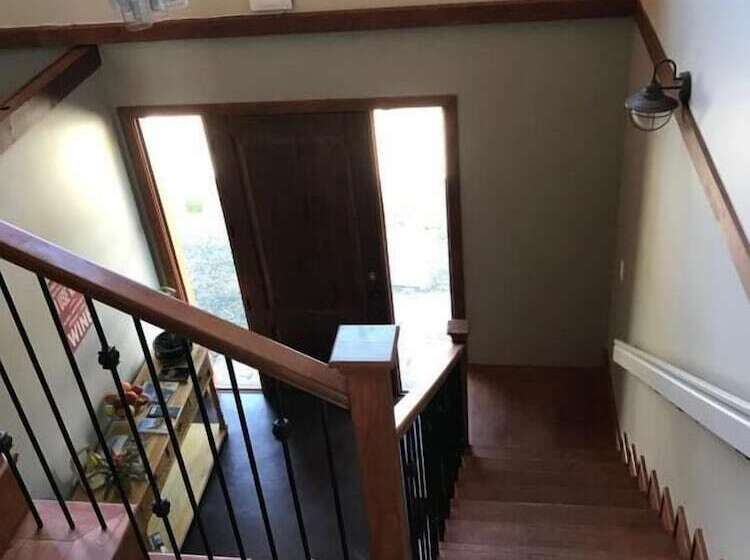 پانسیون Wesbert Winery & Guest Suites