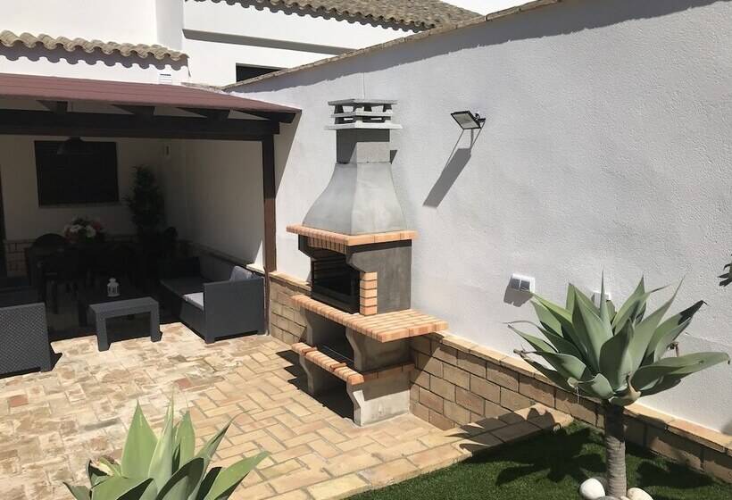 Villa Chill In