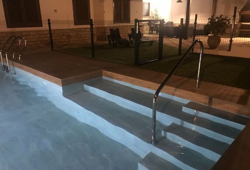 Villa Chill In