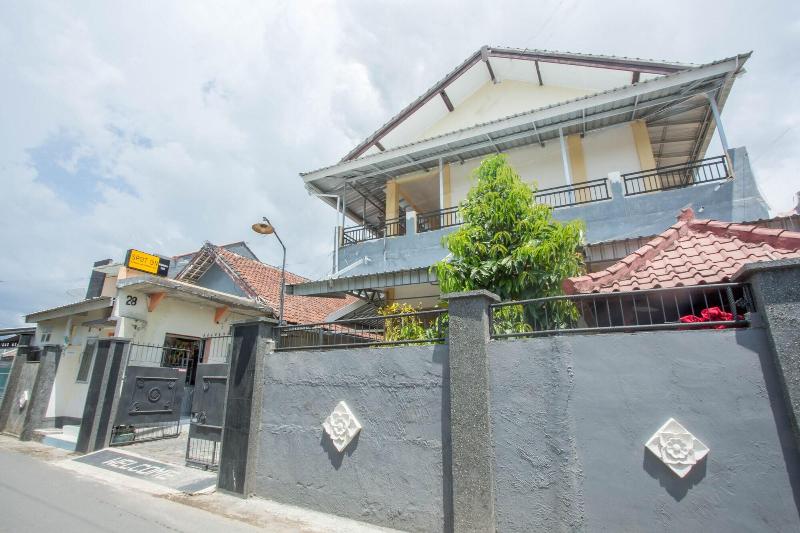 הוסטל Spot On 1894 Khanida