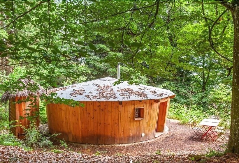 住宿加早餐  Cabanes Et Yourtes De La Vallée De L Ance