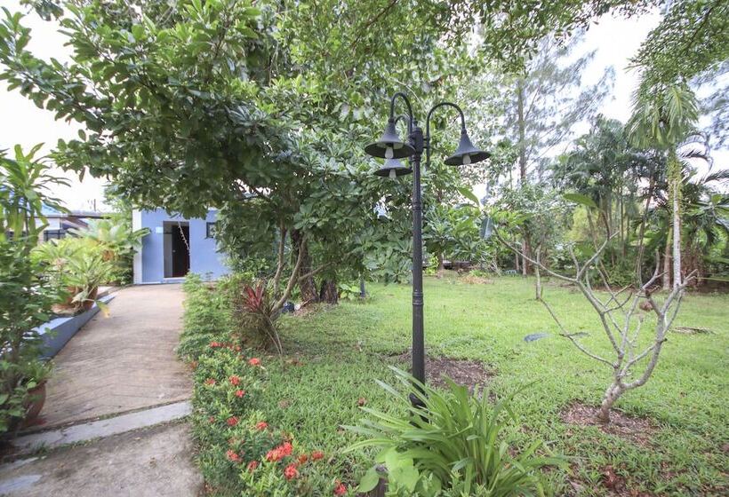 酒店 Capital O75345 Praewa Villas Naiyang Phuket