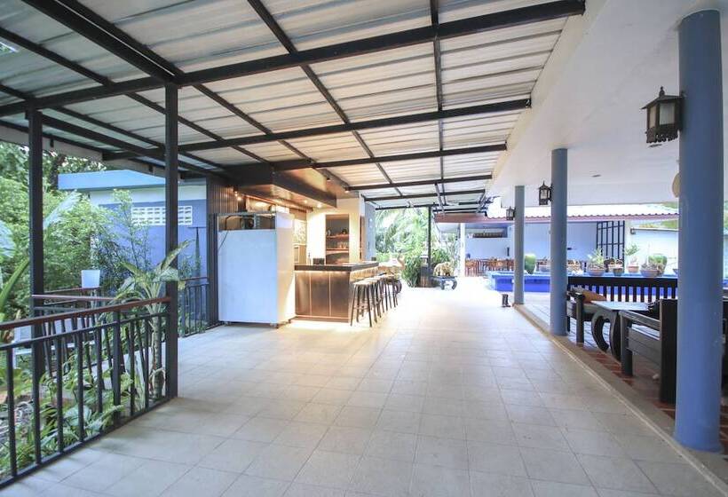 酒店 Capital O75345 Praewa Villas Naiyang Phuket