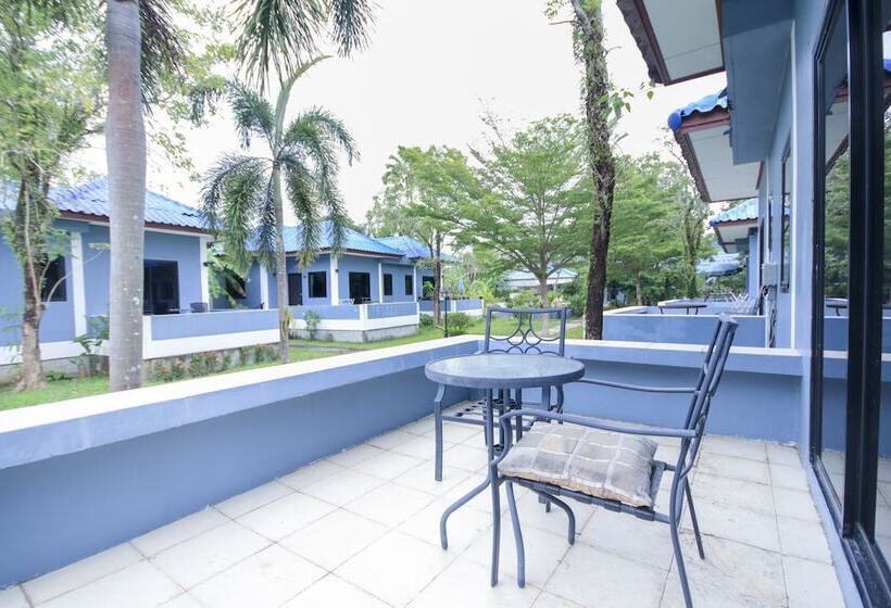 酒店 Capital O75345 Praewa Villas Naiyang Phuket