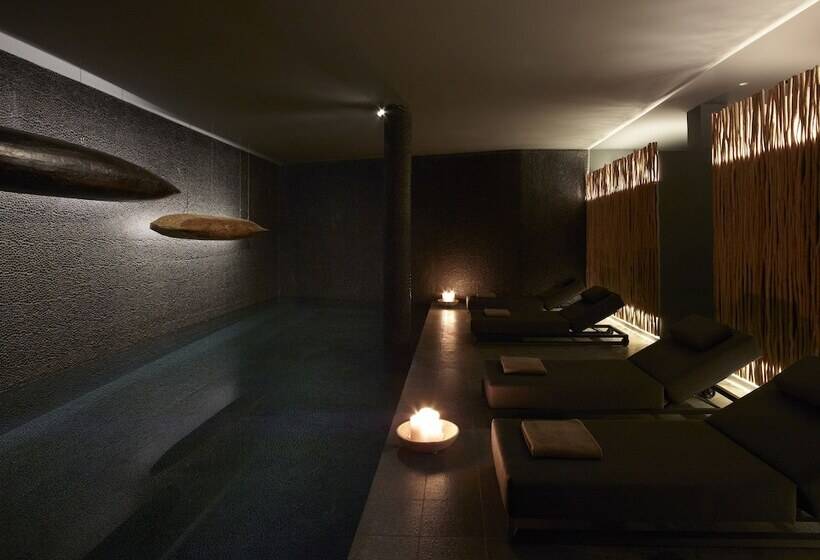 هتل Cayo Exclusive Resort & Spa