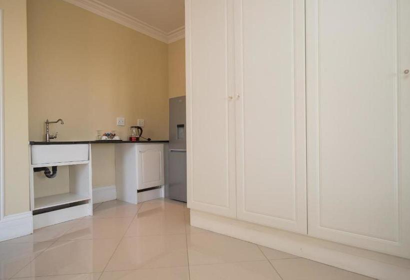 호텔 Cricklewood Apartments