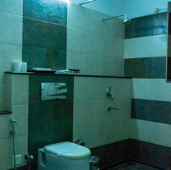 בית מלון כפרי Kumarakom Heritage