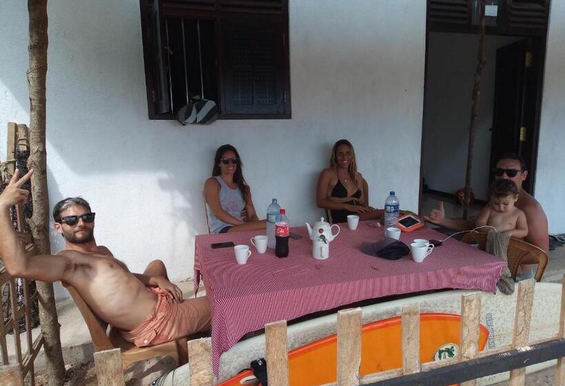 호텔 Laguna Surfing Stay