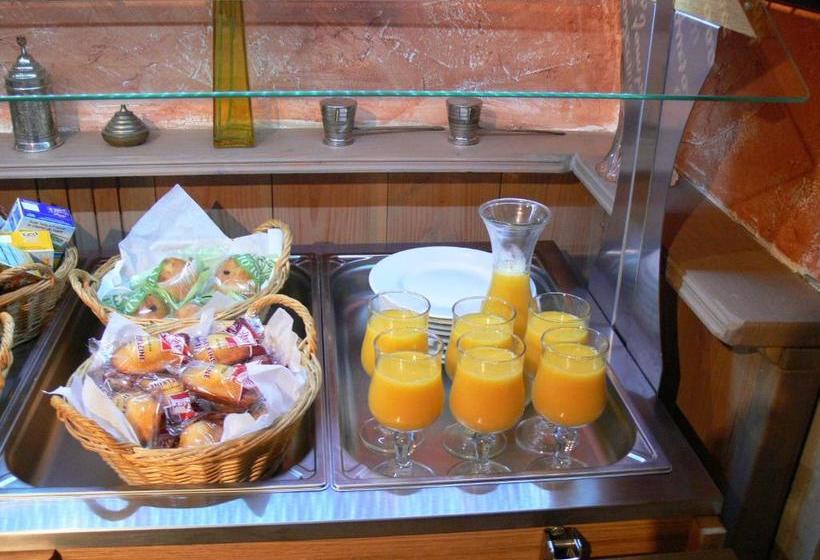 בית מלון כפרי Le Saint Julien