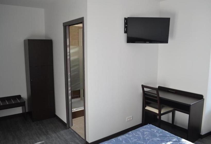 בית מלון כפרי Le Saint Julien