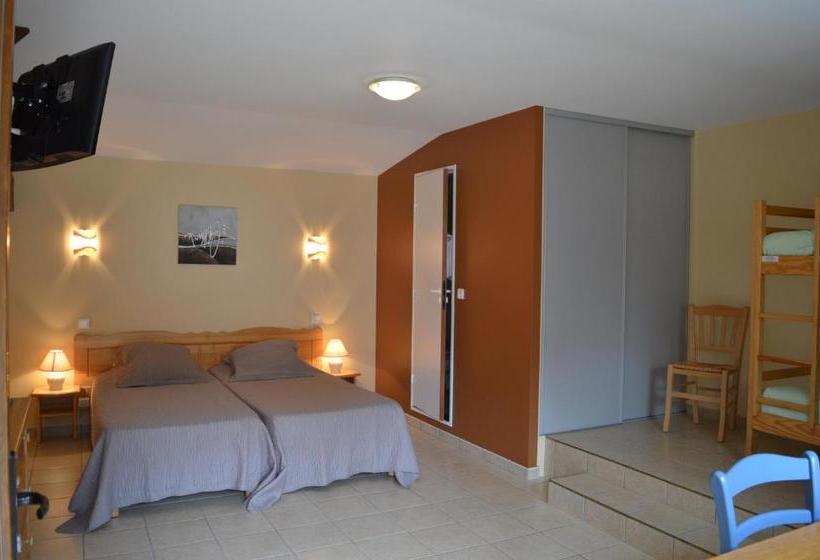 בית מלון כפרי Restaurant Du Midi