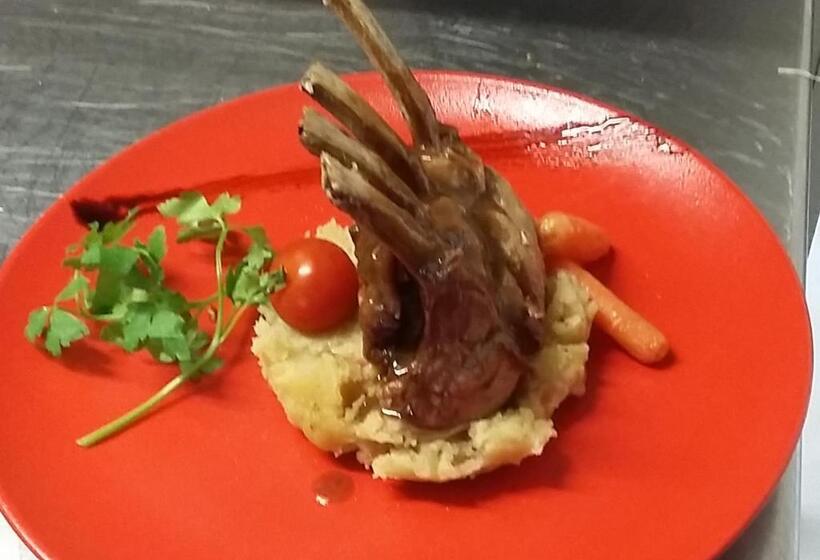 L Alcove Hotel Restaurant