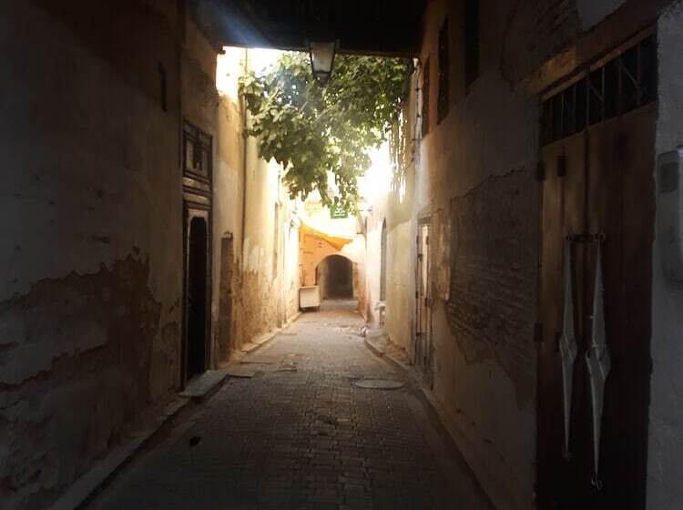 膳宿费 Dar Lalla Yeddouna