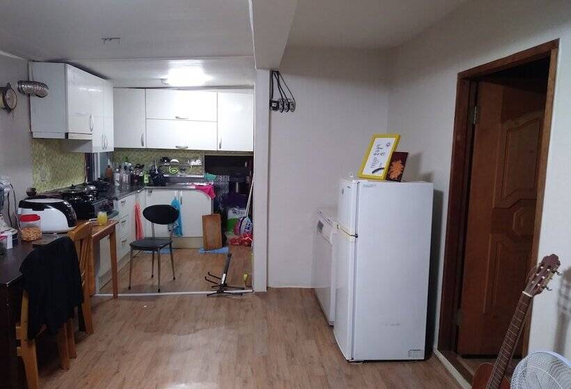 膳宿费 Emotion Guesthouse