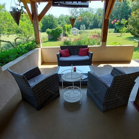 بنسيون Le Moulin De L Etang