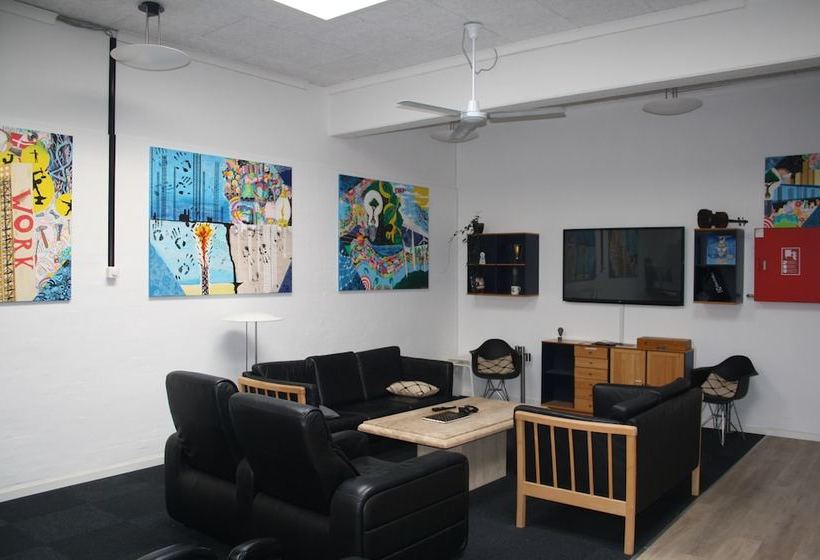 ペンション Staytel