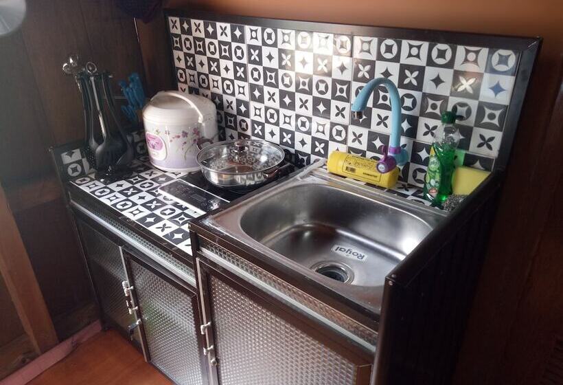 T Rooms Homestay Bandara