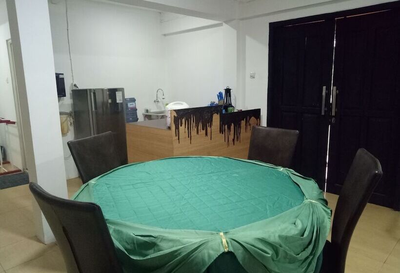 T Rooms Homestay Bandara