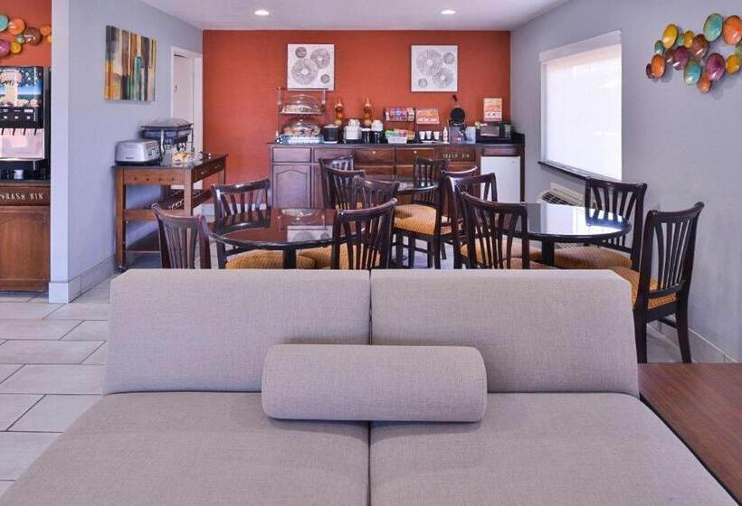 ホテル Americas Best Value Inn Batesville