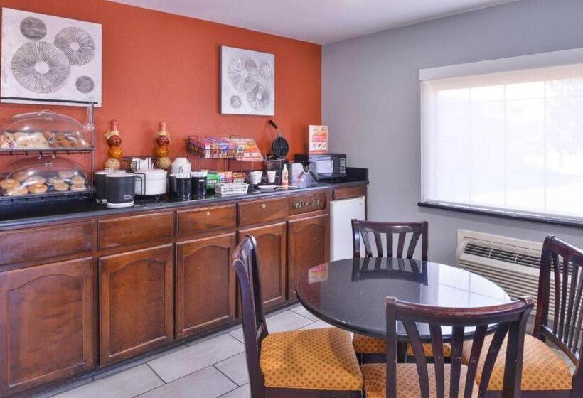 ホテル Americas Best Value Inn Batesville