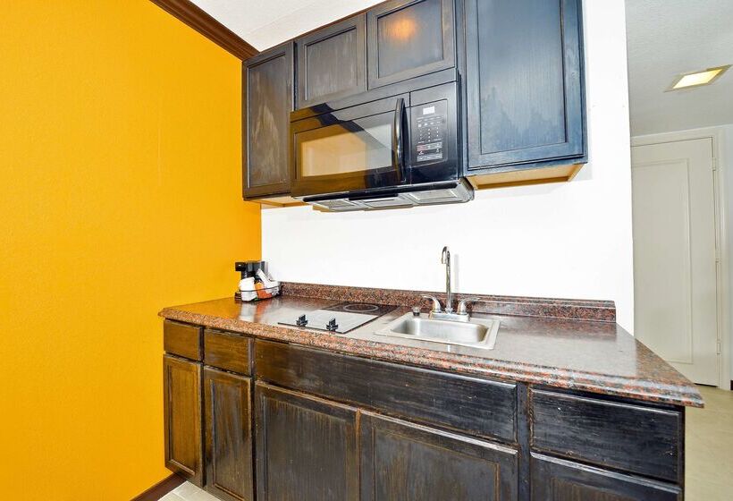 فندق Americas Best Value Inn Brenham