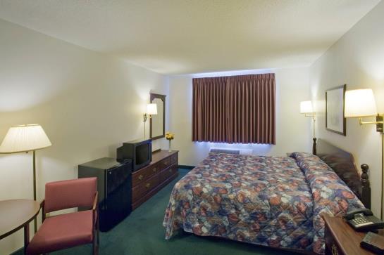 هتل Americas Best Value Inn Holts Summit Jefferson City