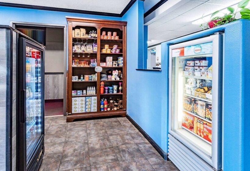 هتل Baymont By Wyndham Bozeman