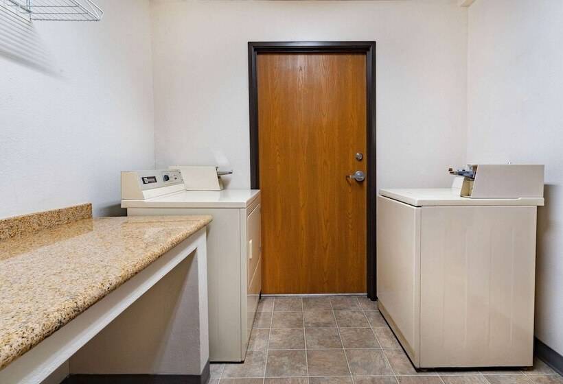 فندق Baymont By Wyndham Bozeman