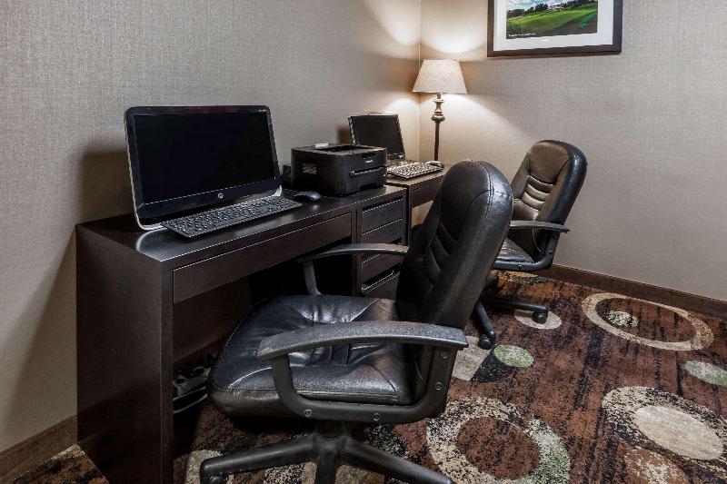 בית מלון כפרי Baymont By Wyndham Gaylord