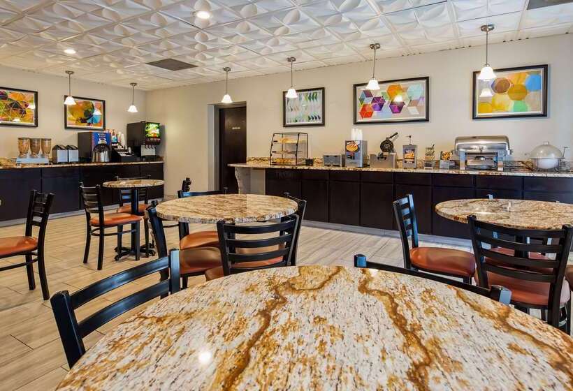 هتل Best Western Knoxville Suites  Downtown