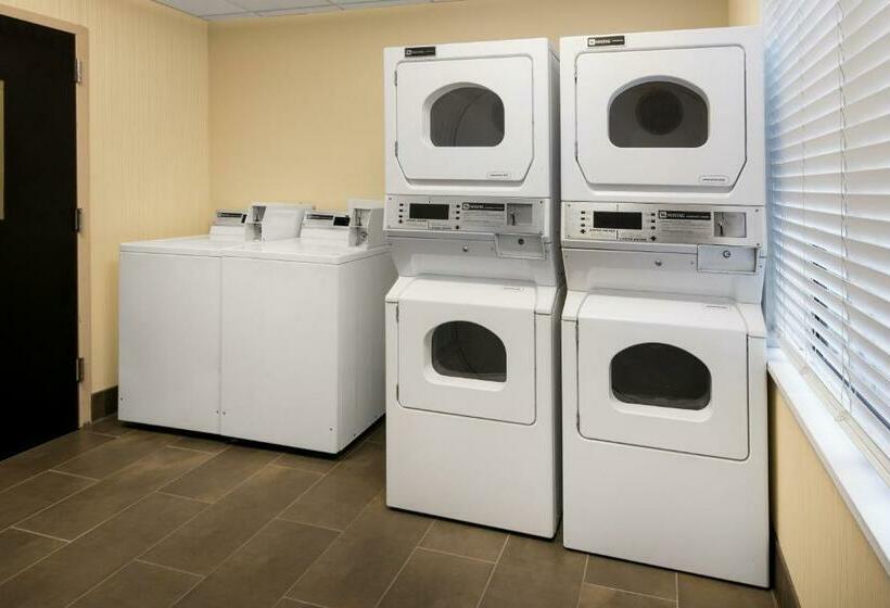 בית מלון כפרי Spark By Hilton Denver International Airport