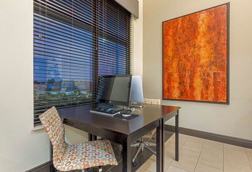 ホテル Best Western Plus North Platte Inn & Suites