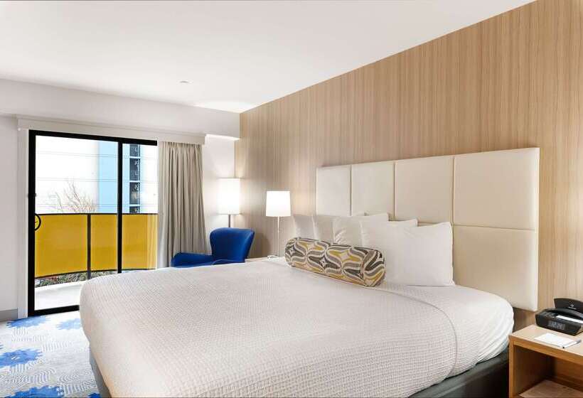 فندق Best Western Red Coach Inn