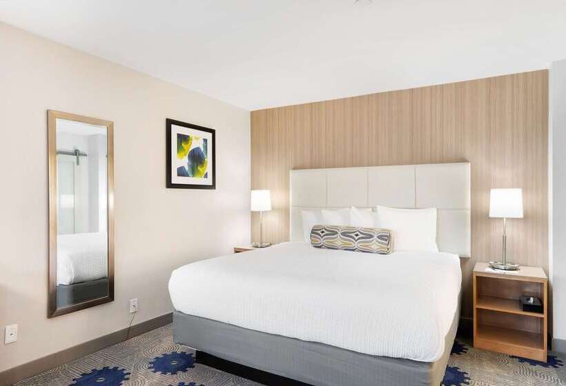 فندق Best Western Red Coach Inn