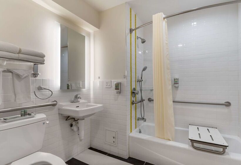 فندق Best Western Red Coach Inn