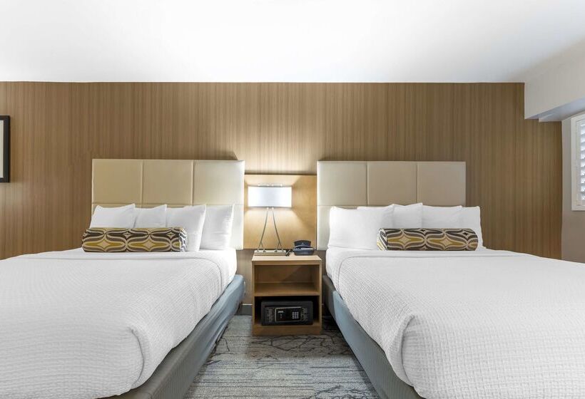 فندق Best Western Red Coach Inn