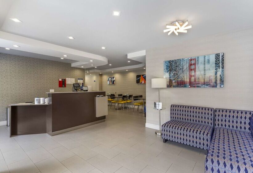 فندق Best Western Red Coach Inn