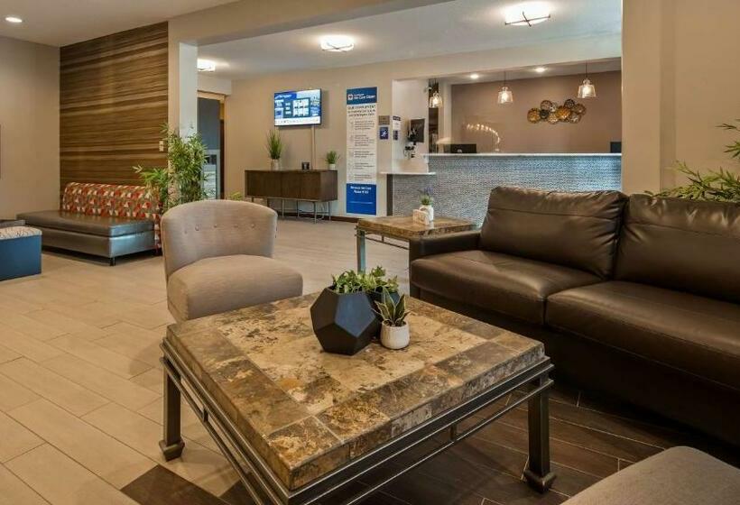 فندق Best Western University Inn