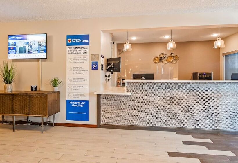 فندق Best Western University Inn