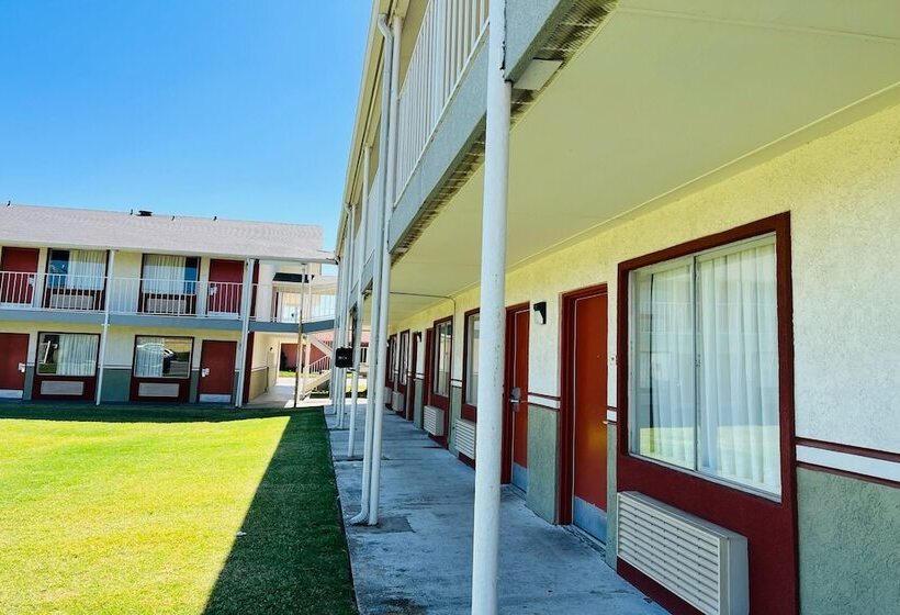 فندق Cambridge Inn