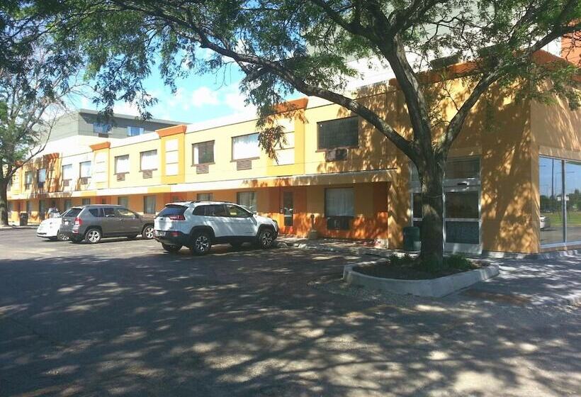 هتل Chicago Lake Shore