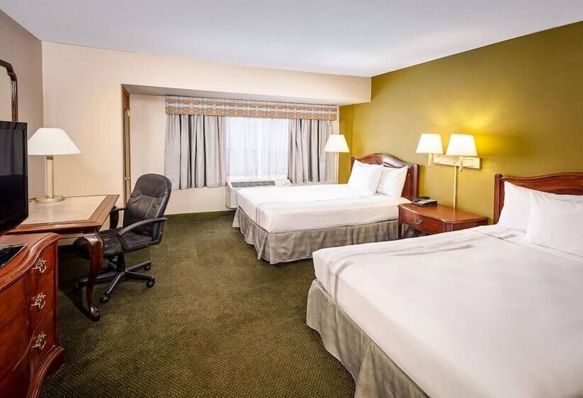 هتل Chicago Lake Shore