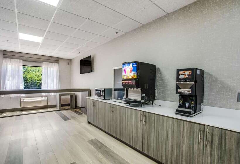 فندق Clarion Pointe Franklin   Nashville Area