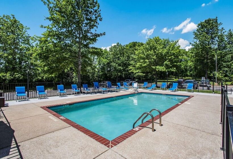 فندق Clarion Pointe Franklin   Nashville Area